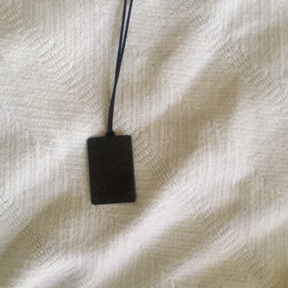 String necklace - Picture 3 of 3